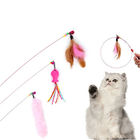 多彩な相互猫はカスタマイズされるロゴの棒をくすぐっているワイヤー羽の鐘猫をもてあそびます サプライヤー